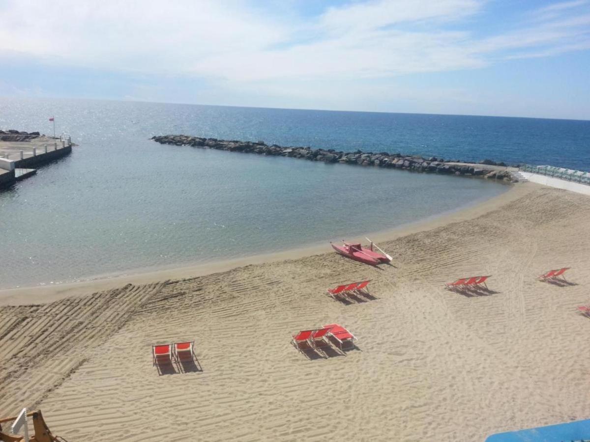 Evycasavacanze Sanremo Exteriér fotografie